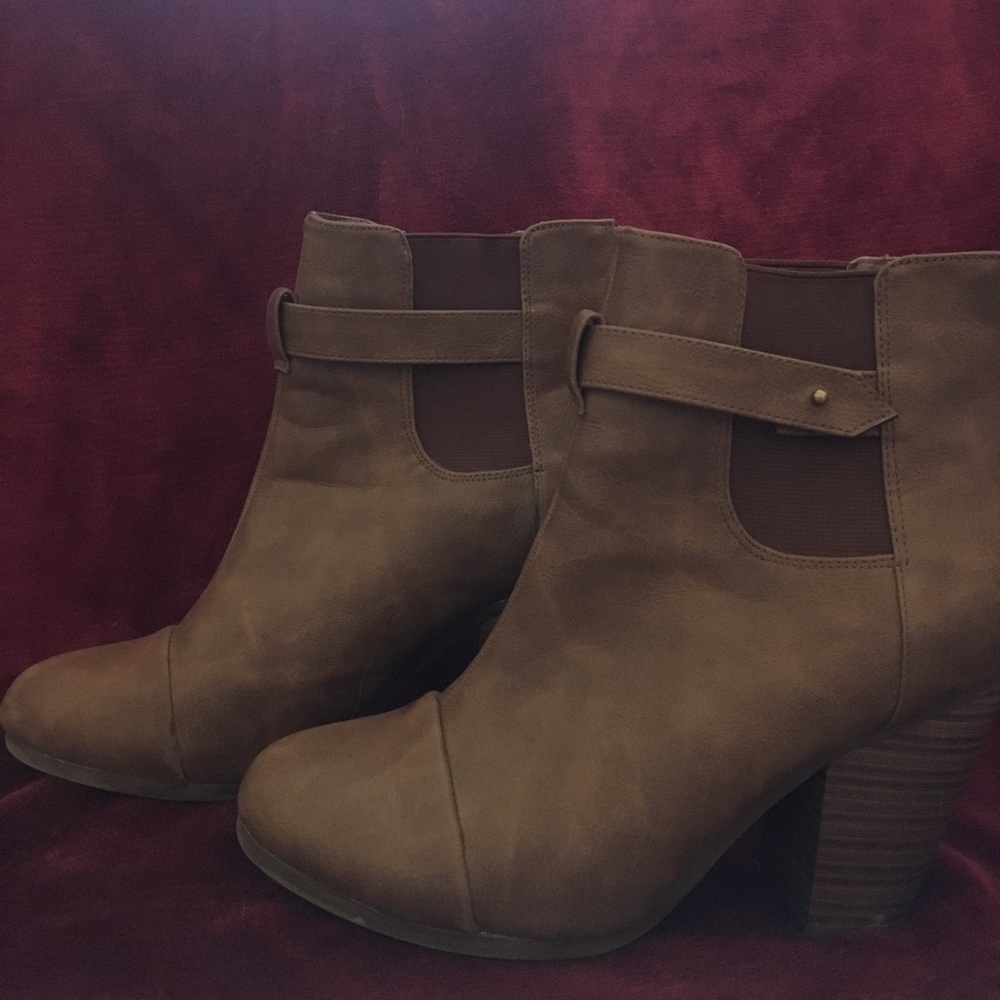 Comfortable Brown Ankle Booties