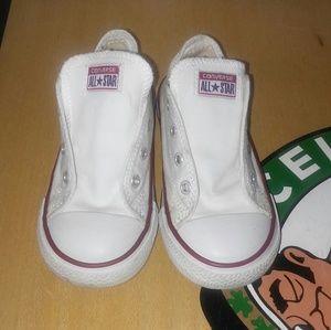 Boys converse low all star