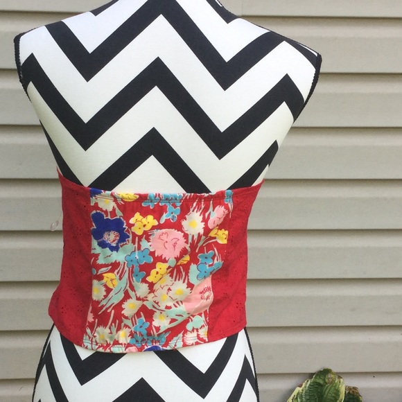 New Kimchi Blue Floral Print Button Front Bustier - Picture 8 of 8