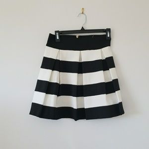 New! Cute Striped Black and White Skater Skirt