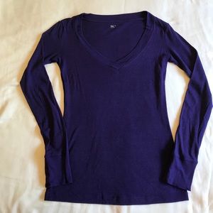 Gap long sleeve purple shirt XS