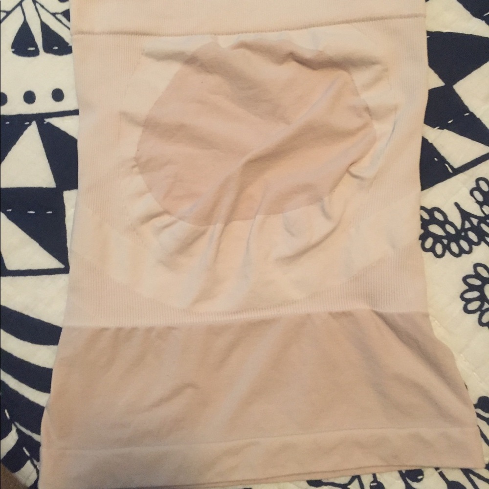 Blanqi Maternity built in support bellyband