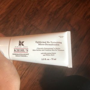 Kiehl's Face Scrub