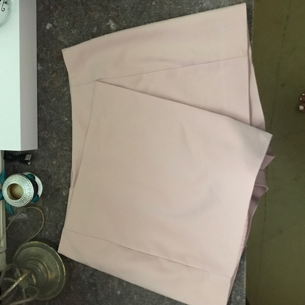 Express blush skort