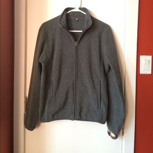 EUC UniQlo zip up fleece jacket