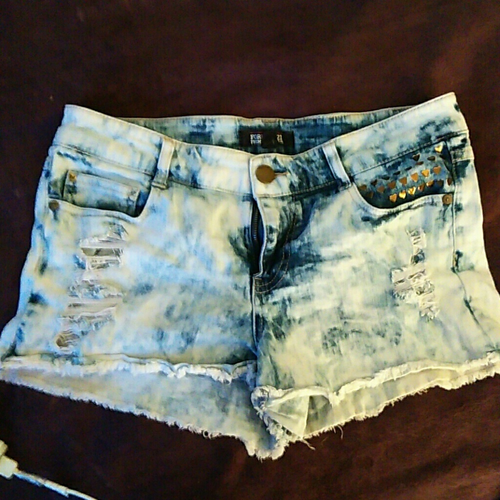 Acid wash short