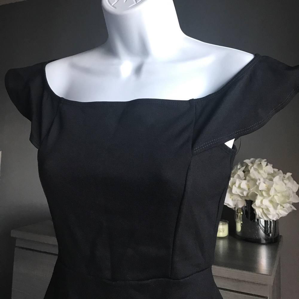 Ruffle Off The Shoulder Midi Dress