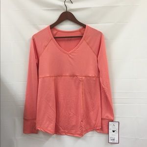 Long sleeve maternity work out top M