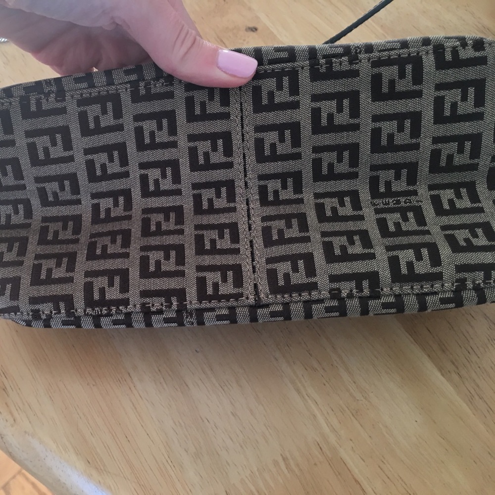 Fendi bag - Picture 3 of 5