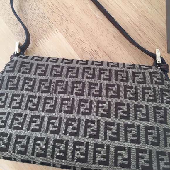 Fendi bag - Picture 4 of 5