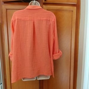 Chico's Tops - Chico's size 3 peach blouse Chico's Tops - Chico's size 3 peach blouse