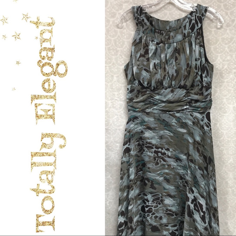 Connected Fall Dress, Flowy & Feminine