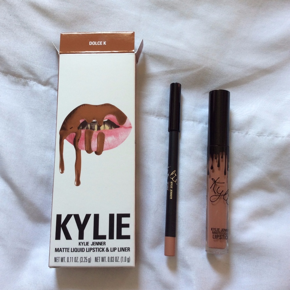 AUTHENTIC💯💯💯! NEW! Kylie Lip Kit in Dolce K