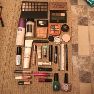 make up bundle!