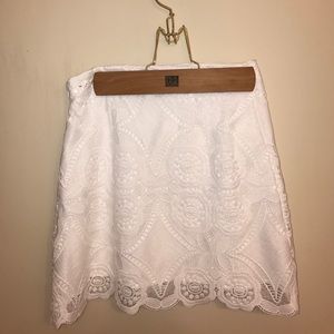 NWOT white lace mini skirt
