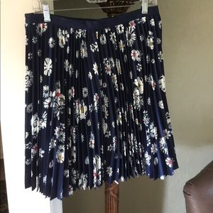 Jason Wu for Target -Navy Floral Pleated Skirt 8