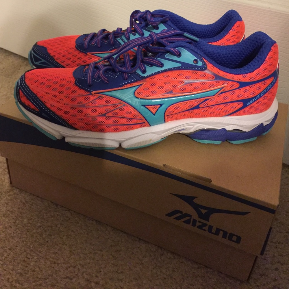 mizuno Wave Catalyst (w) Running Shoe