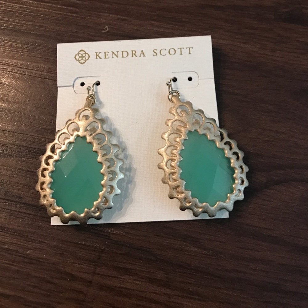 Kendra Scott Green Earrings