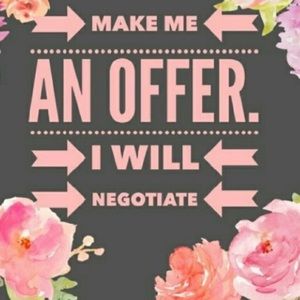 🎉MAKE ME AN OFFER🎉