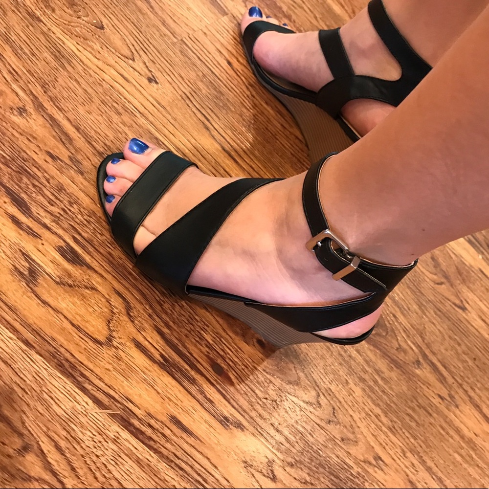 EXPRESS Roman//sandals
