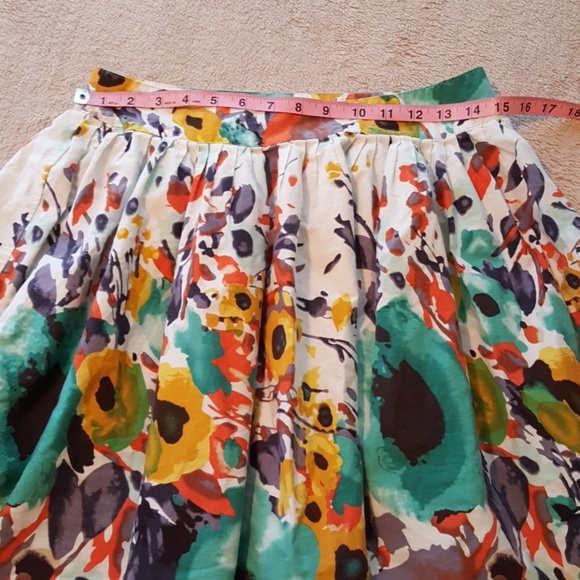 Wet Seal Skirt. Size Medium. - Picture 2 of 6