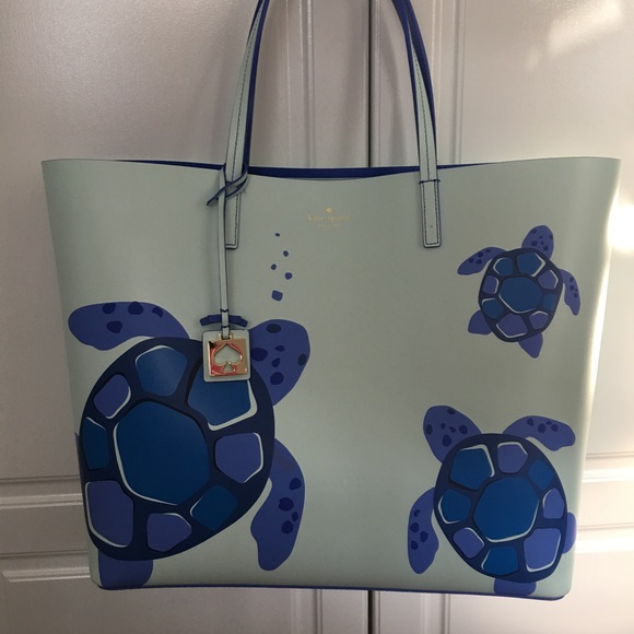 Kate Spade Handbags - ADORABLE New Authentic Kate Spade Shopper Tote