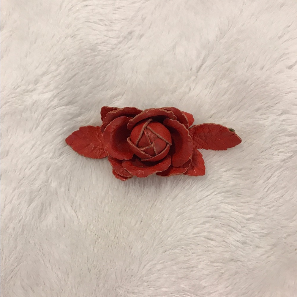 Vintage hair clip flower red