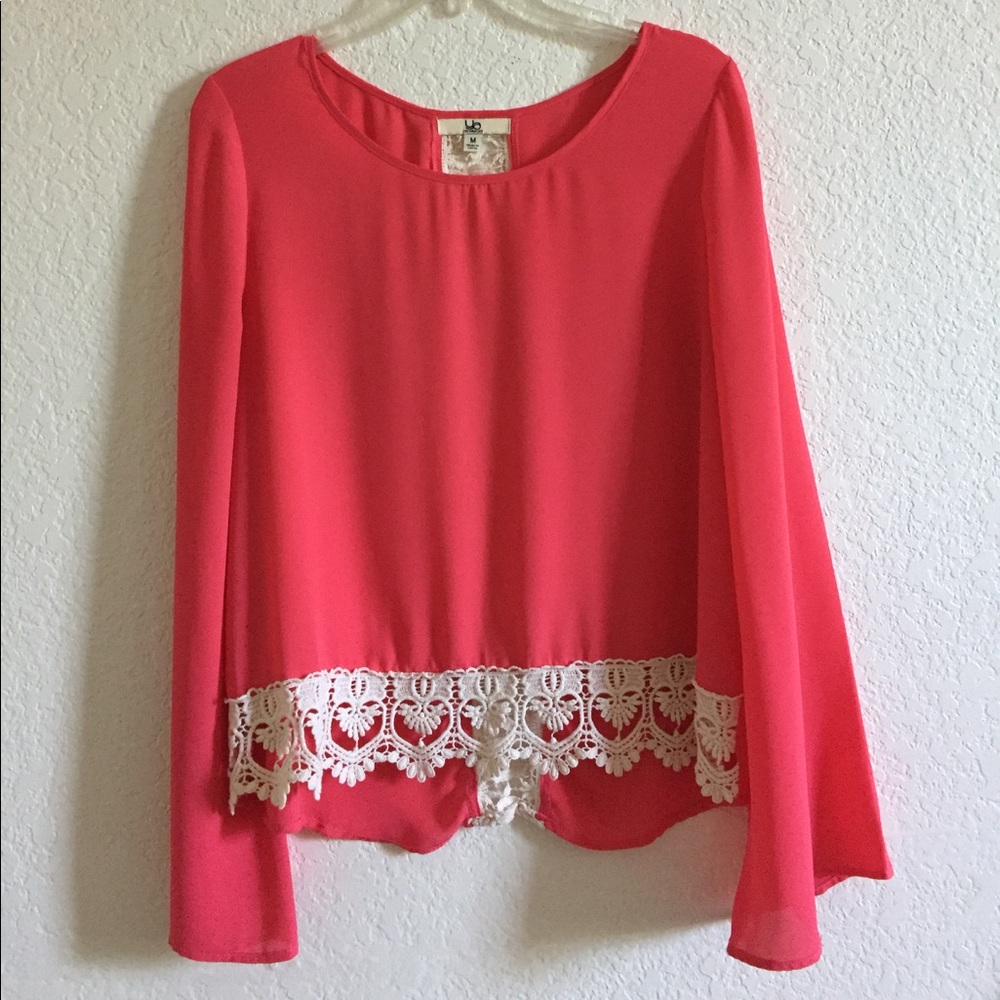 PINK TOP WITH LACE