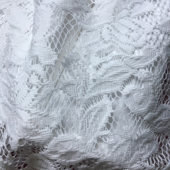 NWOT WHOLE OUTFIT BUNDLE! - Picture 5 of 6