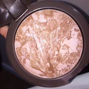 Laura gellar baked body frosting tahitian glow