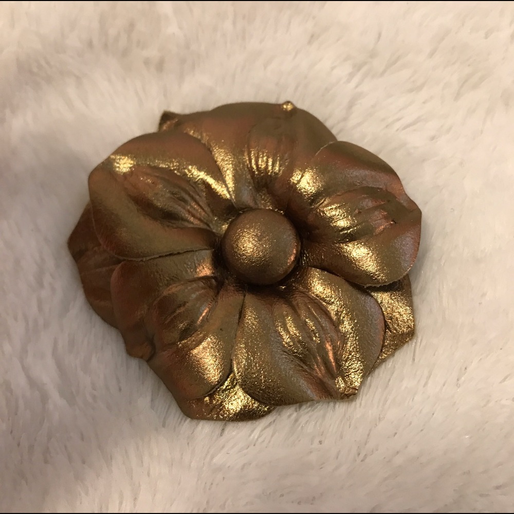 Gold golden vintage hair clip