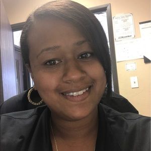 Meet your Posher, Sandy