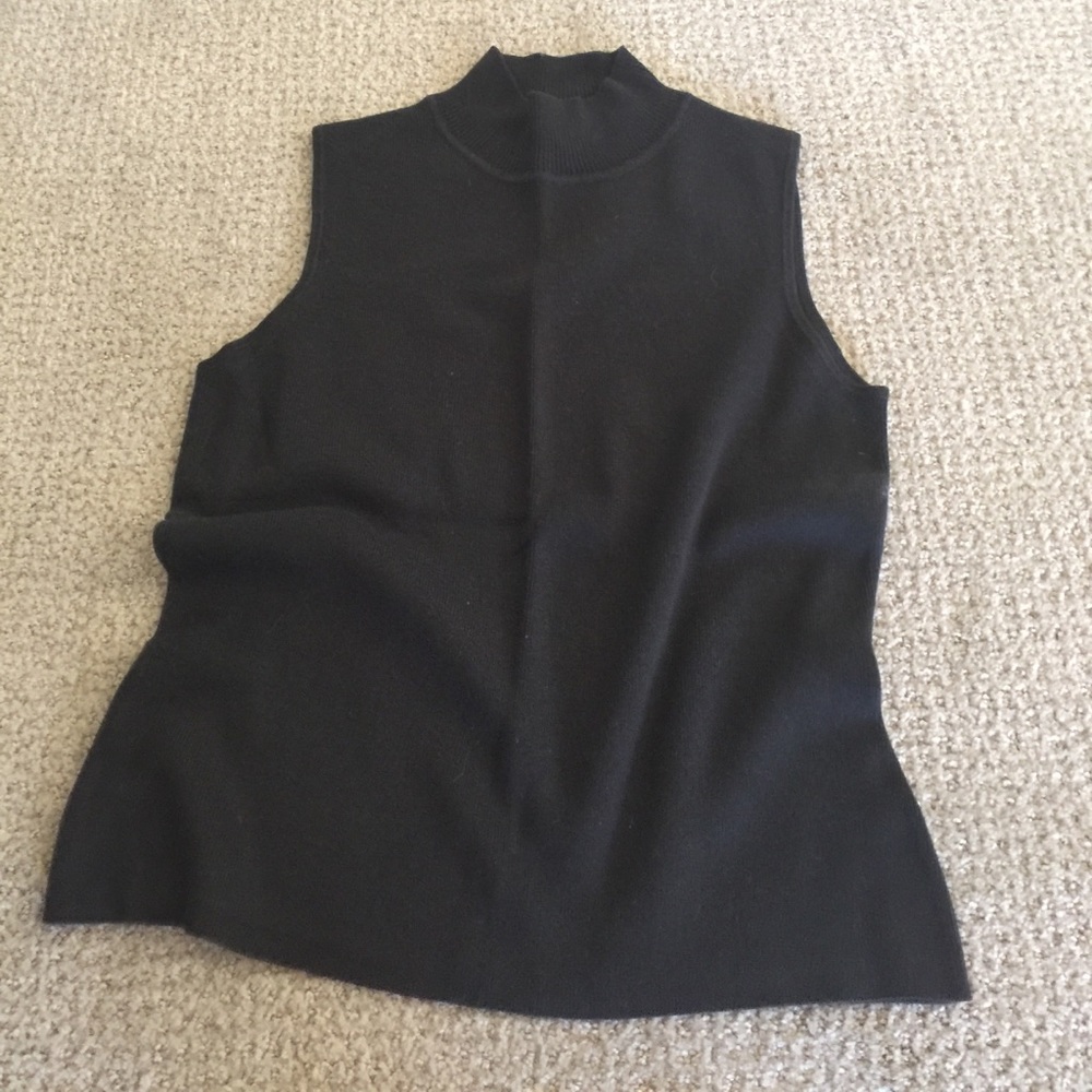 Sweater sleeveless mock turtleneck shell
