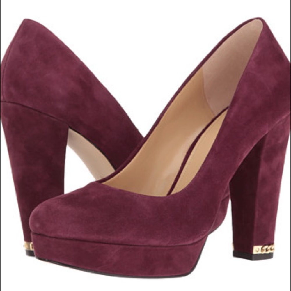 👠 Michael Kors Suede Platform Pumps 👠Sold