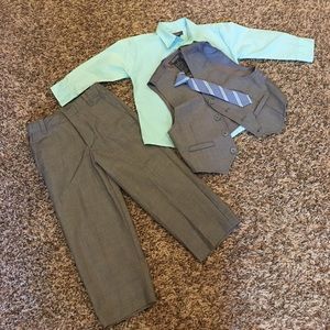 Kids grey Suit 3T