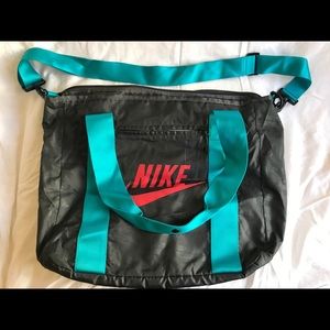 Nike messenger bag in grey and turquoise