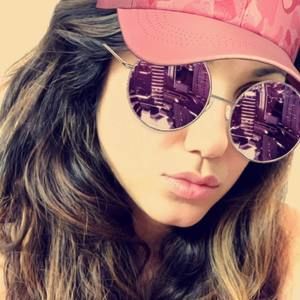 Meet your Posher, Malissa