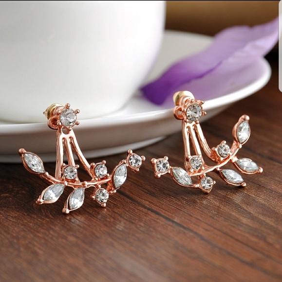 925 Sterling Silver CZ Leaf Ear Cuff Stud Earrings - Picture 3 of 8