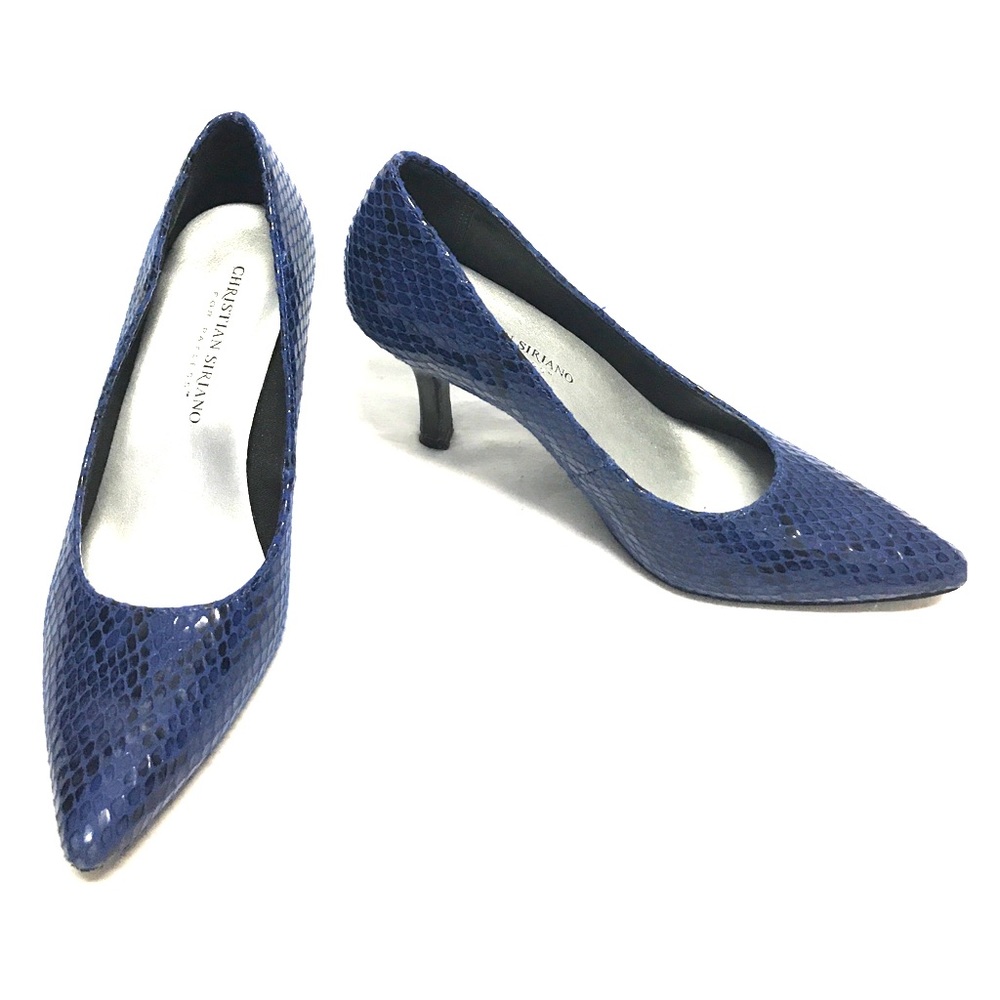 Blue snack skin pattern heels!