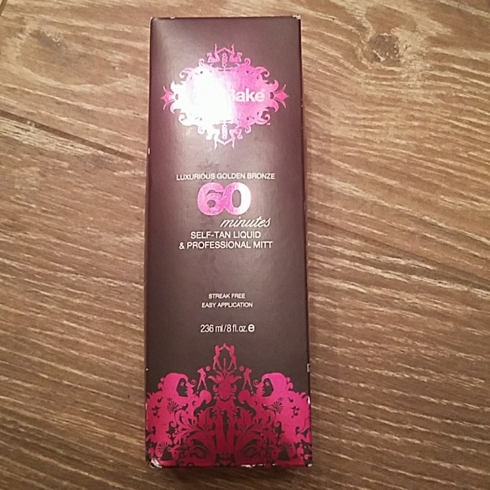 Self-tan kit