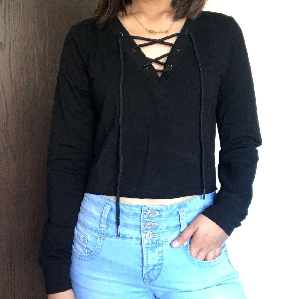 Cropped Lace up sweat shirt