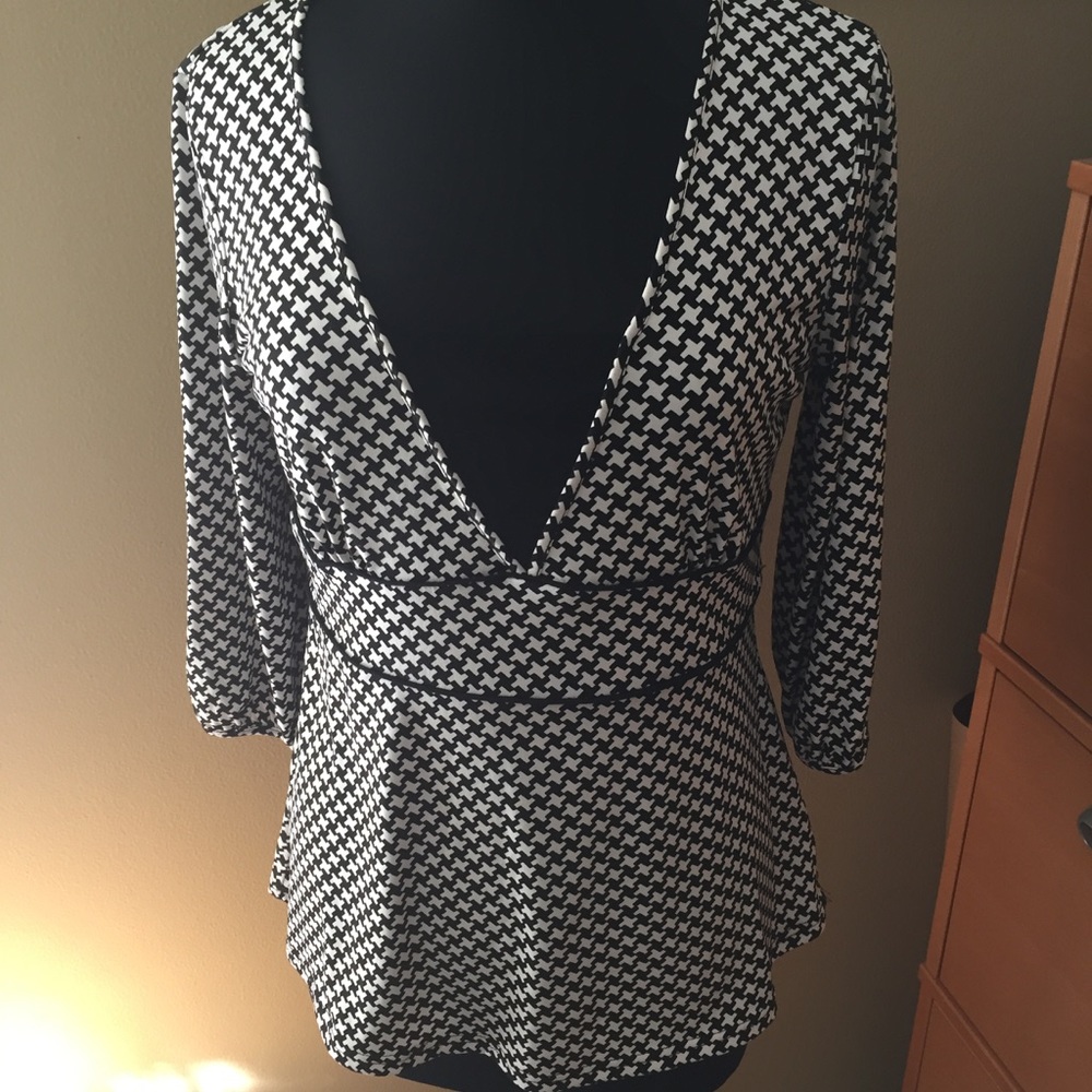 Style & Co top. V-neck top with cami