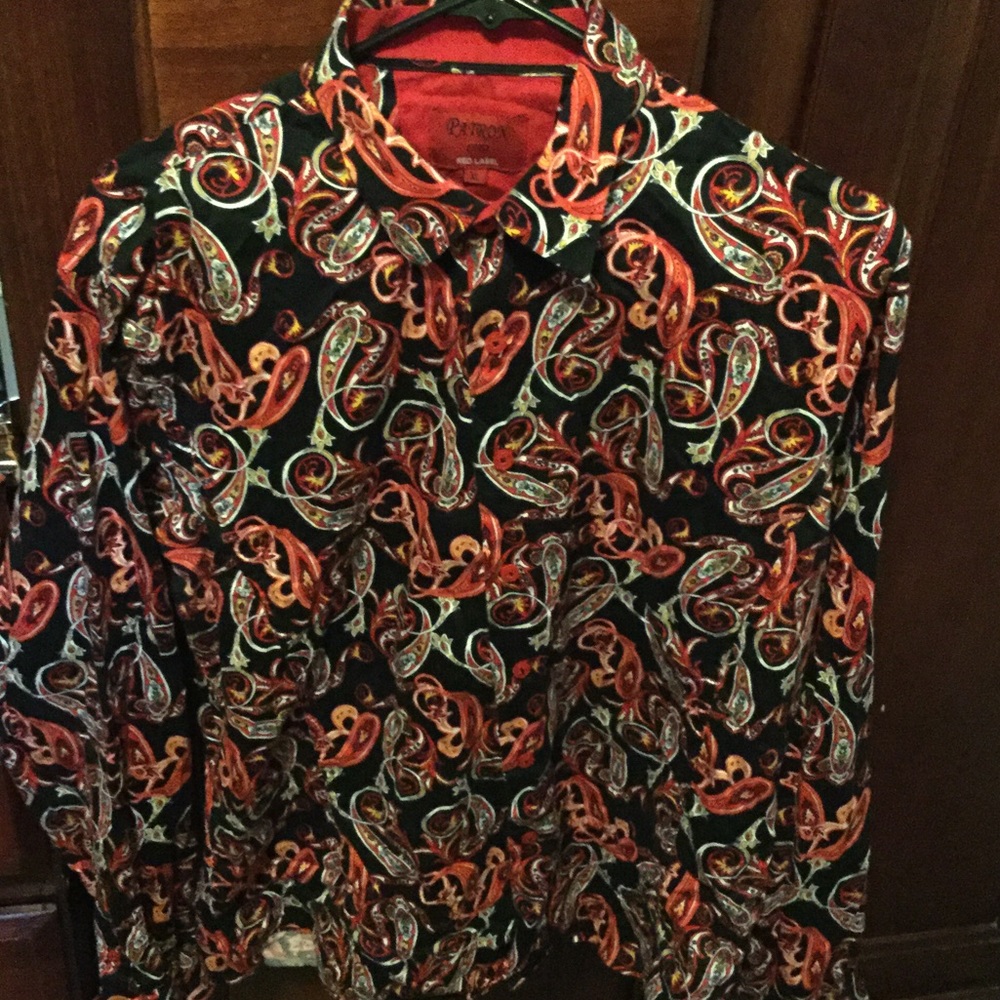 Red label long sleeve buttoned up dress shirt.