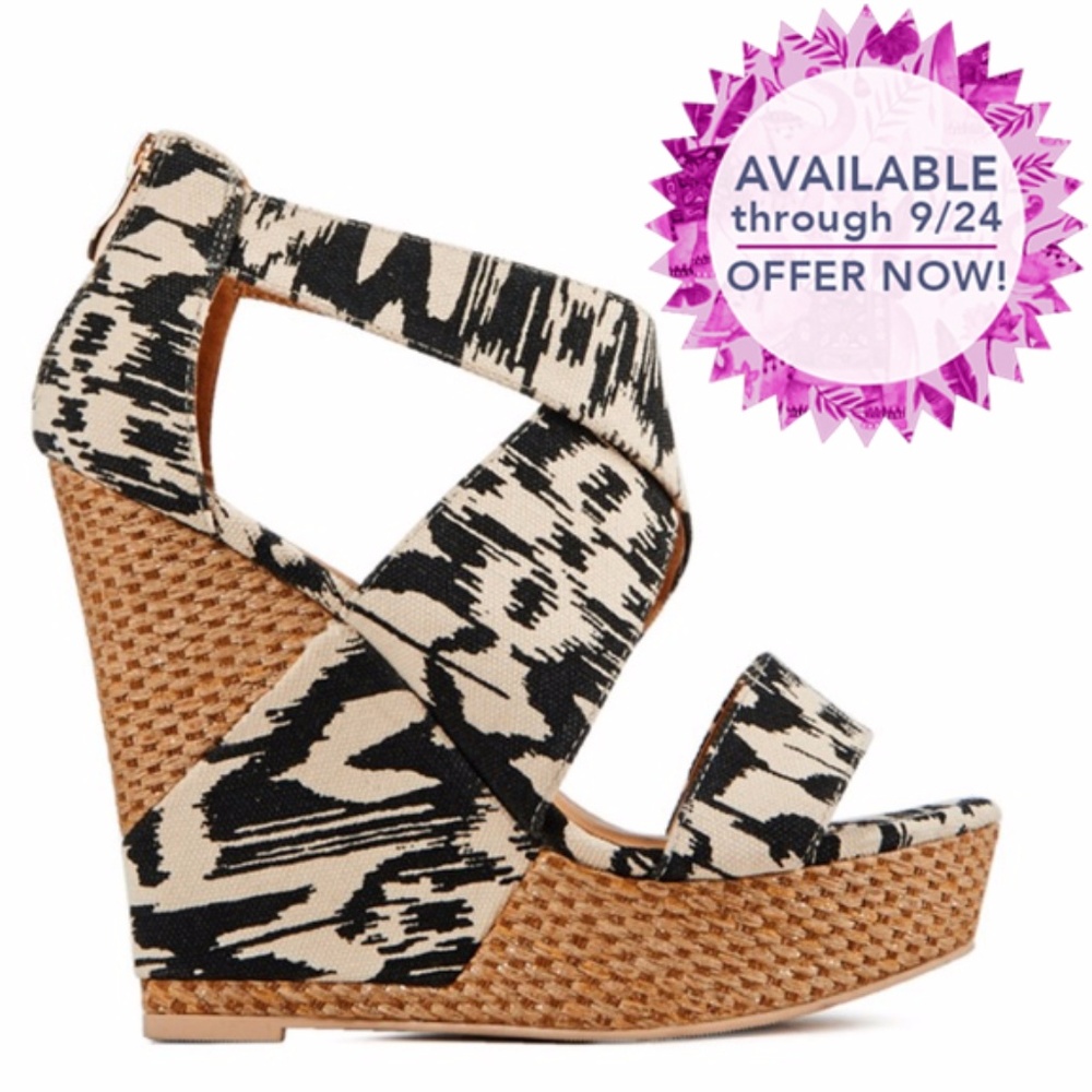 JustFab Maisy Black Ikat Wedge