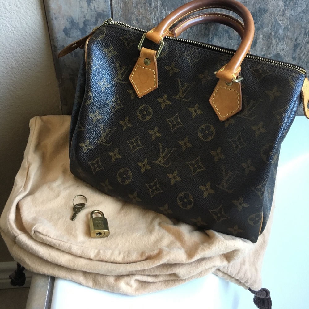 Louis Vuitton Speedy 25