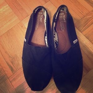 Men's Toms