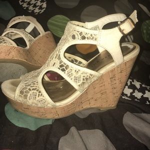 madden girl wedges