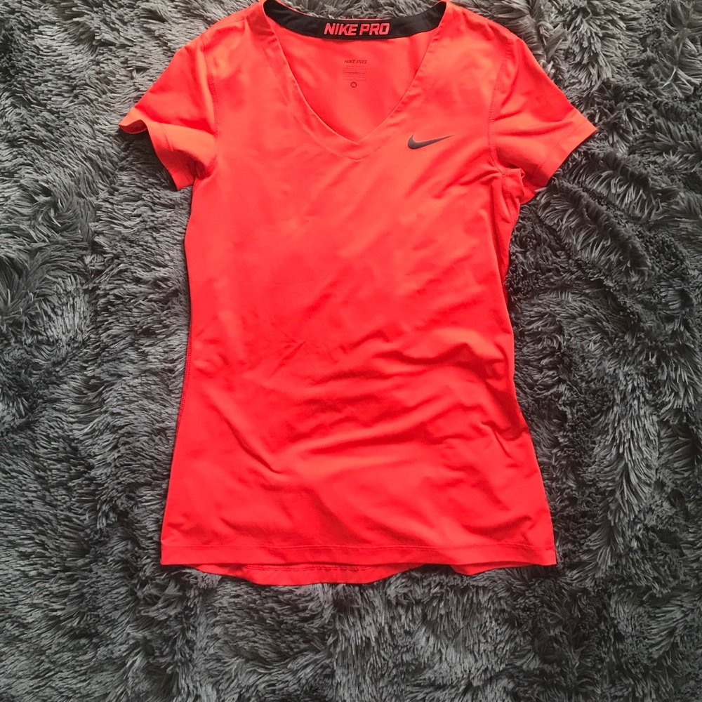 SOLD Nike pro dri-fit v neck