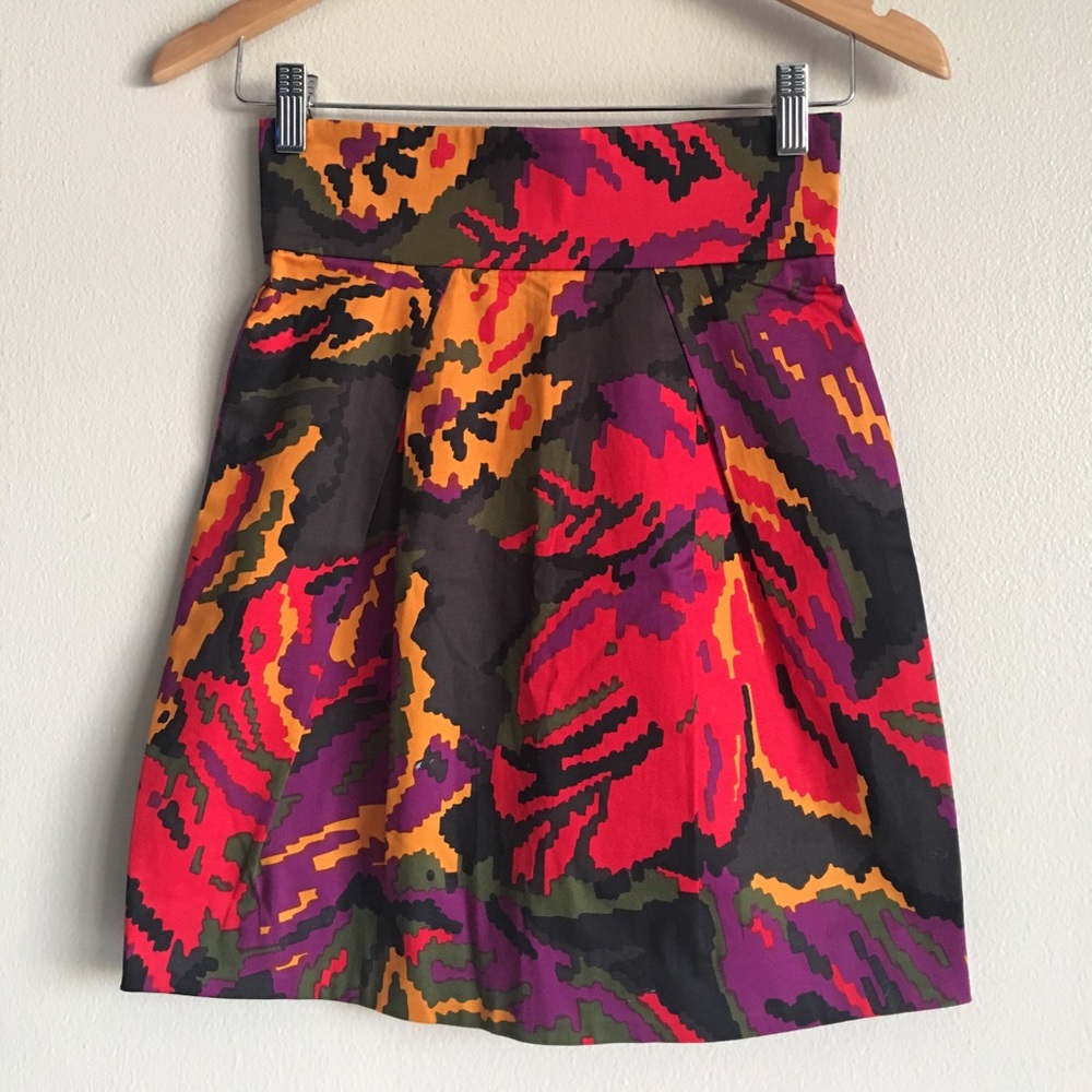 [76] FRENCH CONNECTION Multi Color Skirt