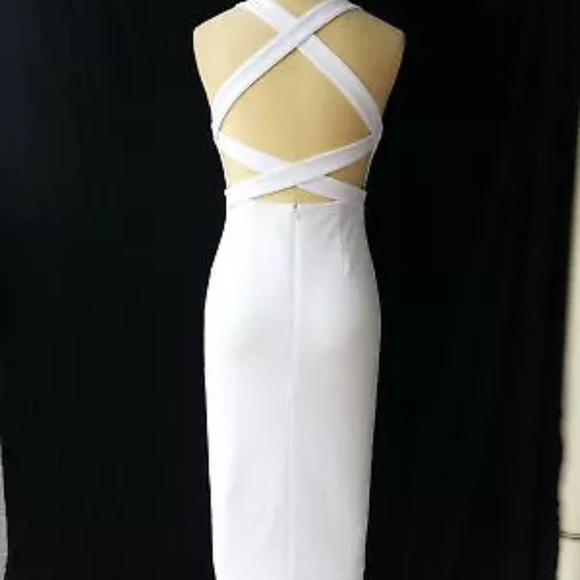 Gorgeous mid length crisscross open back dress 2XL - Picture 6 of 7